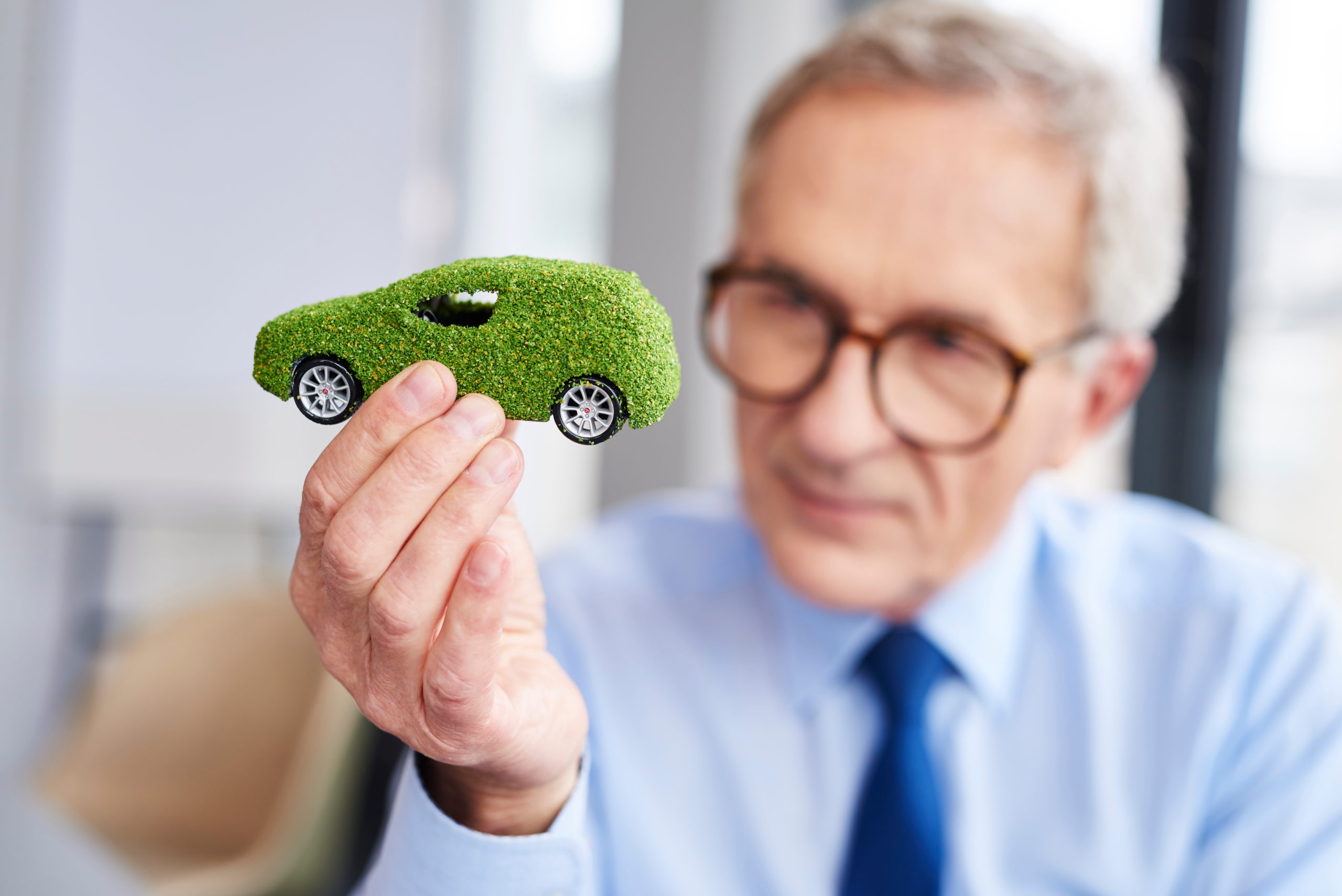 Autos: Nachhaltig, ökologisch und demnächst vegan? - Geneva  International Motor Show