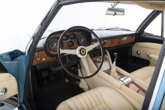 Ferrari 500 Superfast (1964)